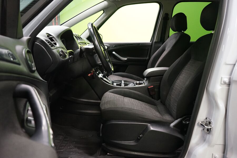 Ford Galaxy vaihtoauto