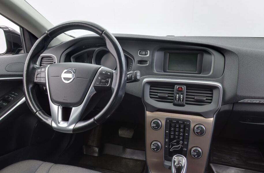 Volvo V40 Cross Country vaihtoauto