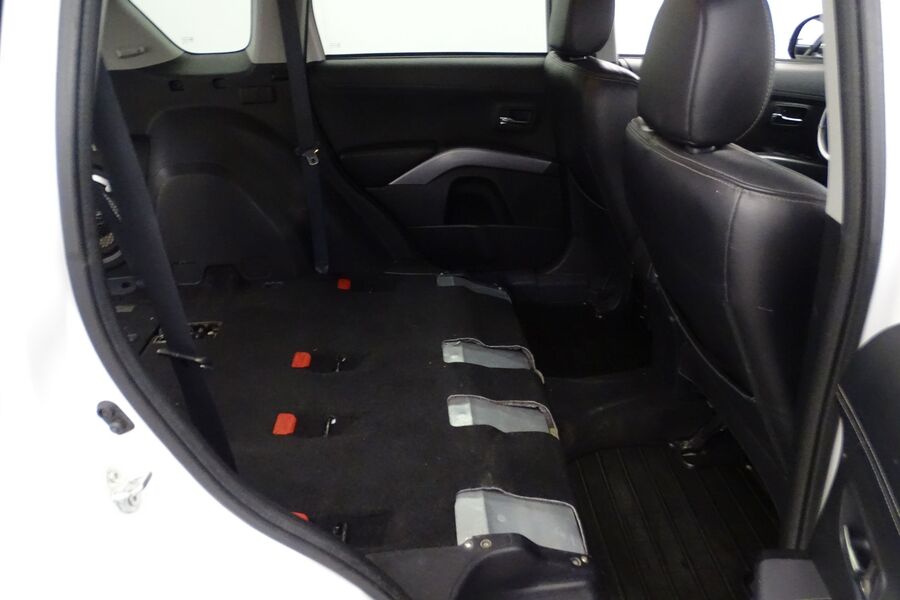 Mitsubishi Outlander vaihtoauto