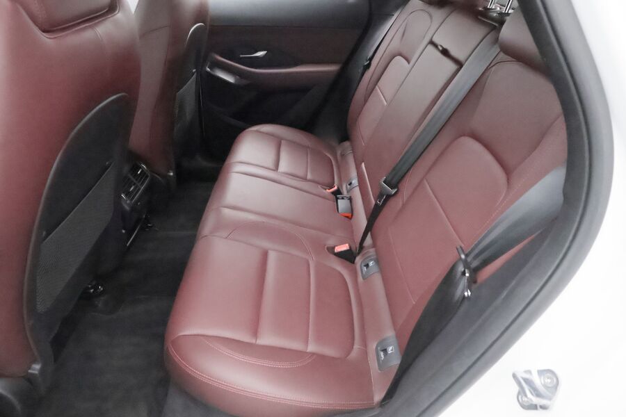 Jaguar E-PACE vaihtoauto