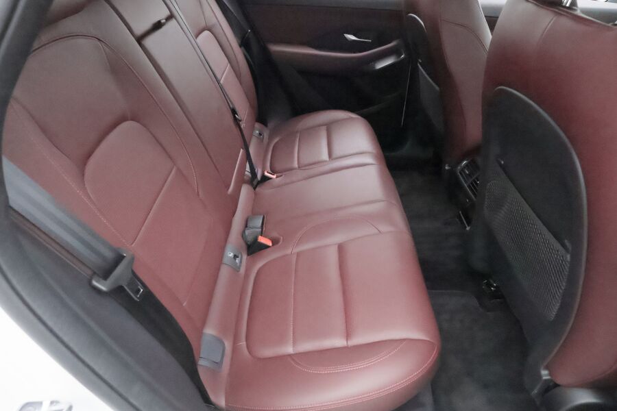 Jaguar E-PACE vaihtoauto