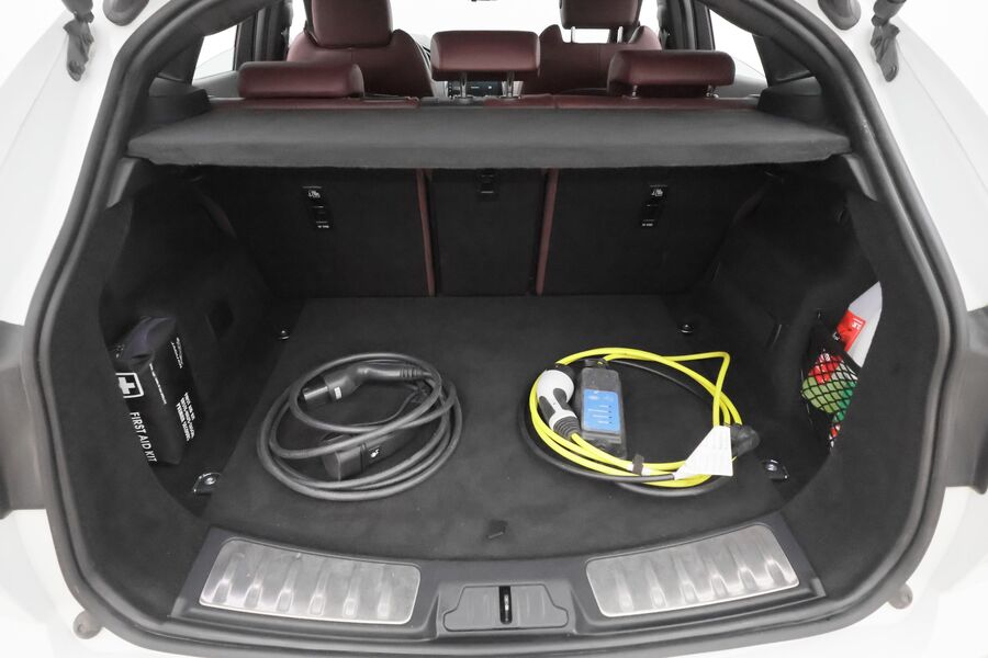 Jaguar E-PACE vaihtoauto