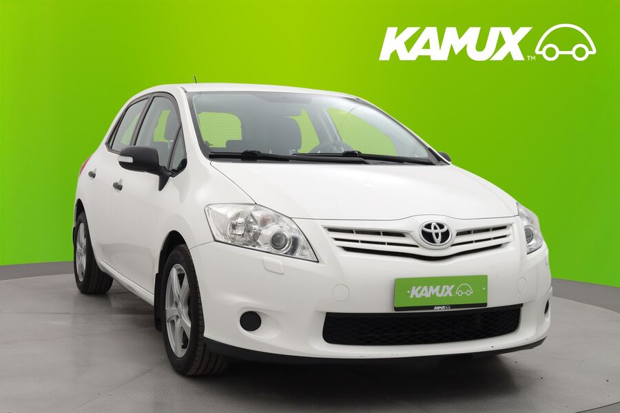 Toyota Auris vaihtoauto