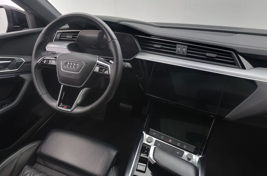 Audi e-tron vaihtoauto