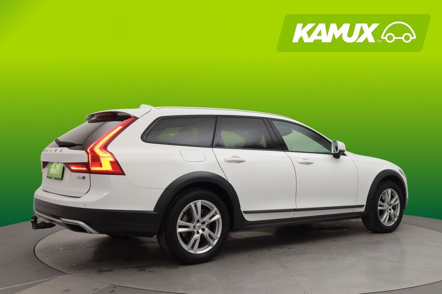 Volvo V90 Cross Country vaihtoauto
