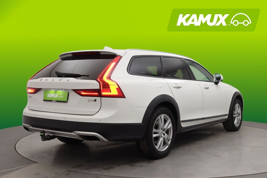 Volvo V90 Cross Country vaihtoauto