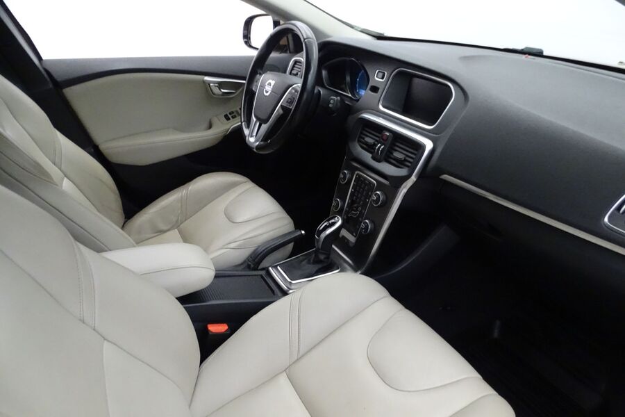 Volvo V40 vaihtoauto