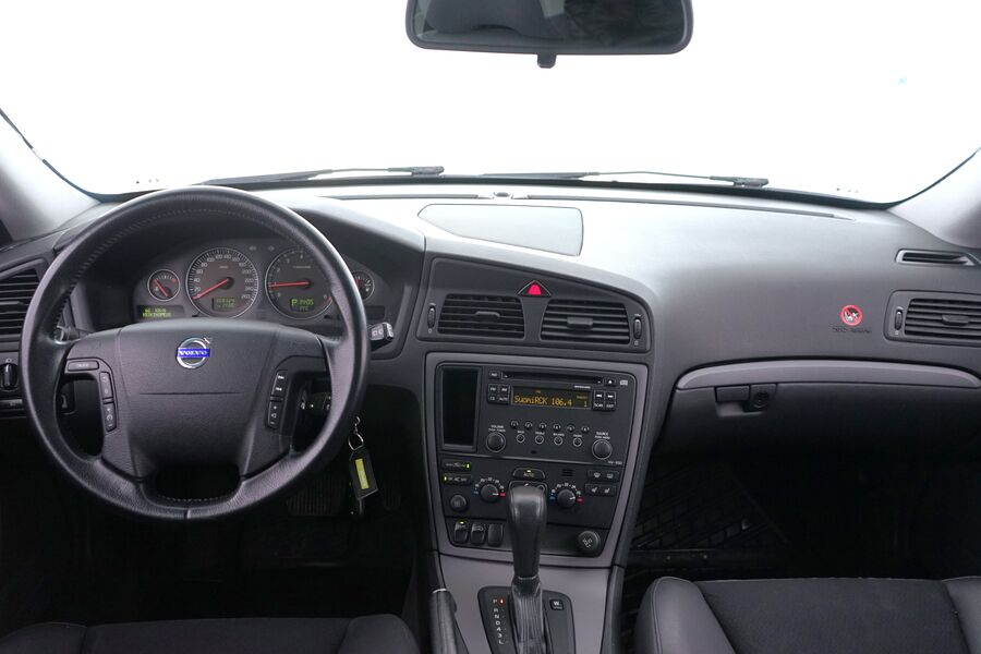 Volvo V70 vaihtoauto