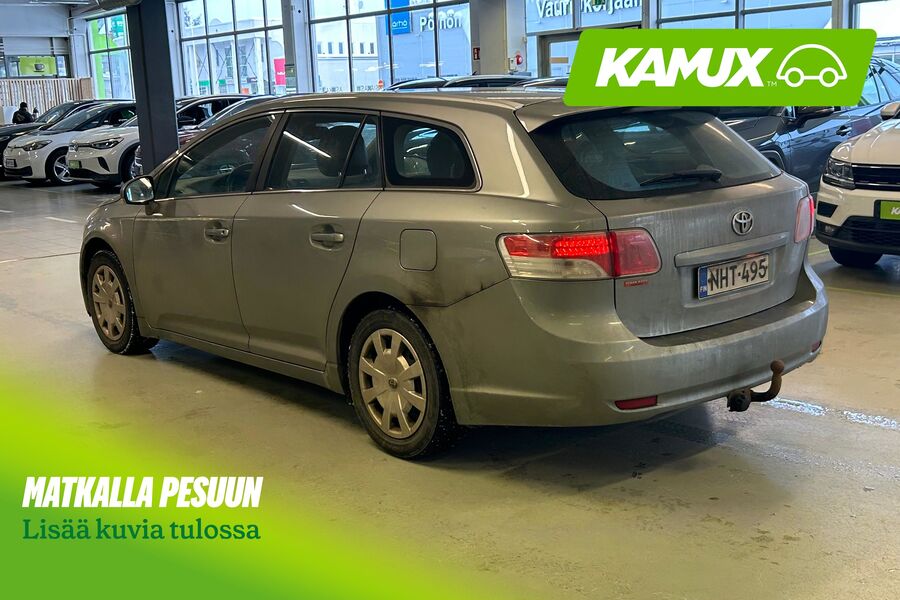 Toyota Avensis vaihtoauto