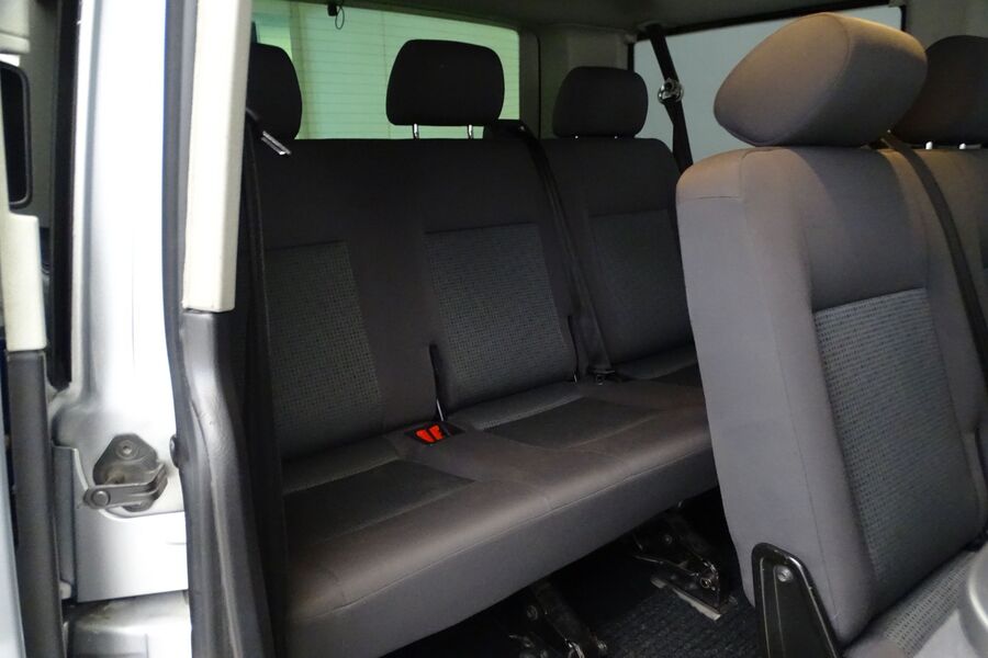 Volkswagen Caravelle vaihtoauto