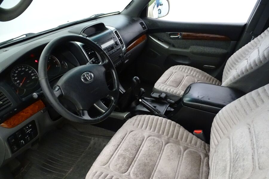 Toyota Land Cruiser vaihtoauto