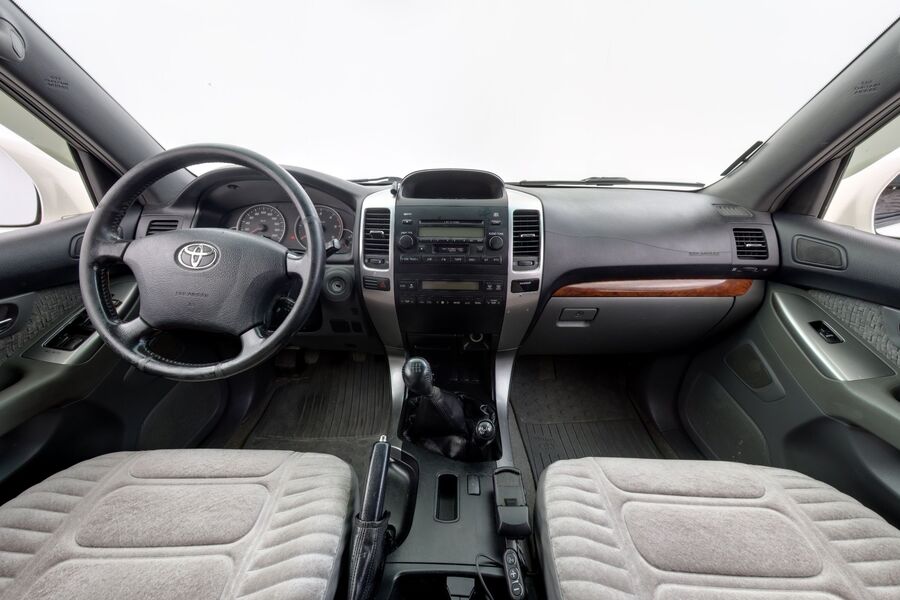 Toyota Land Cruiser vaihtoauto