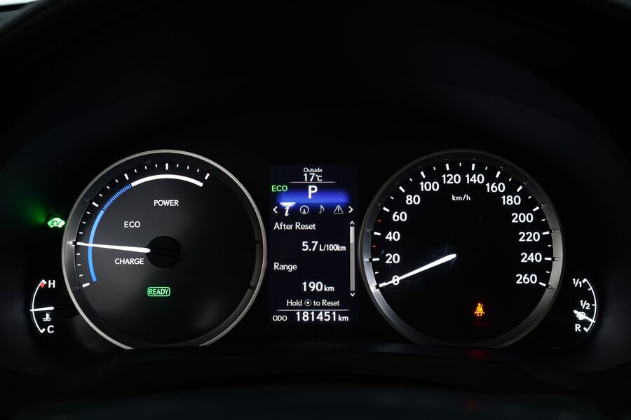 Lexus IS vaihtoauto