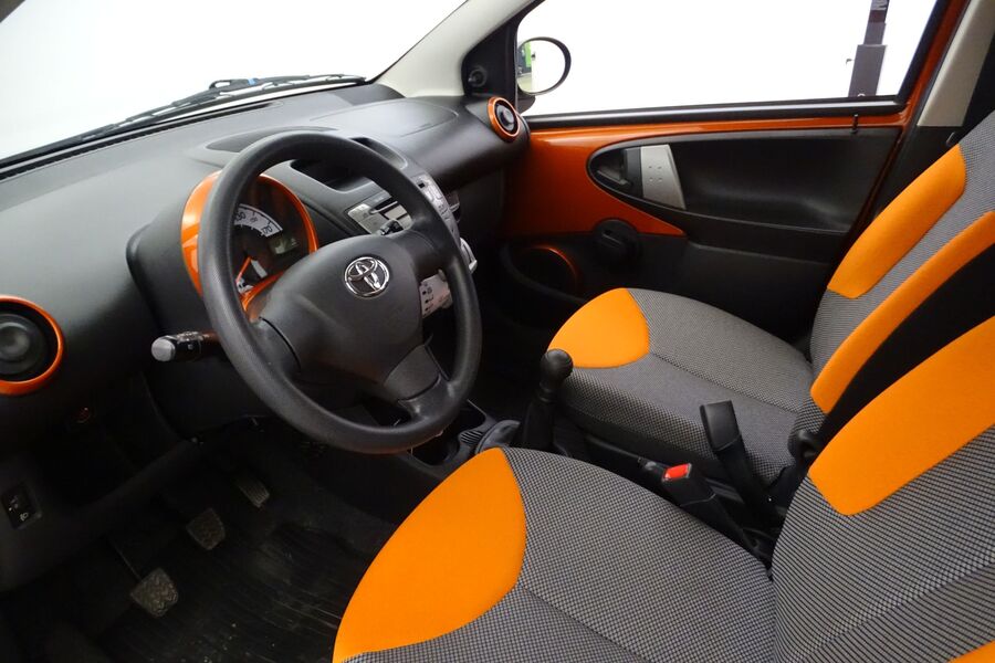 Toyota AYGO vaihtoauto