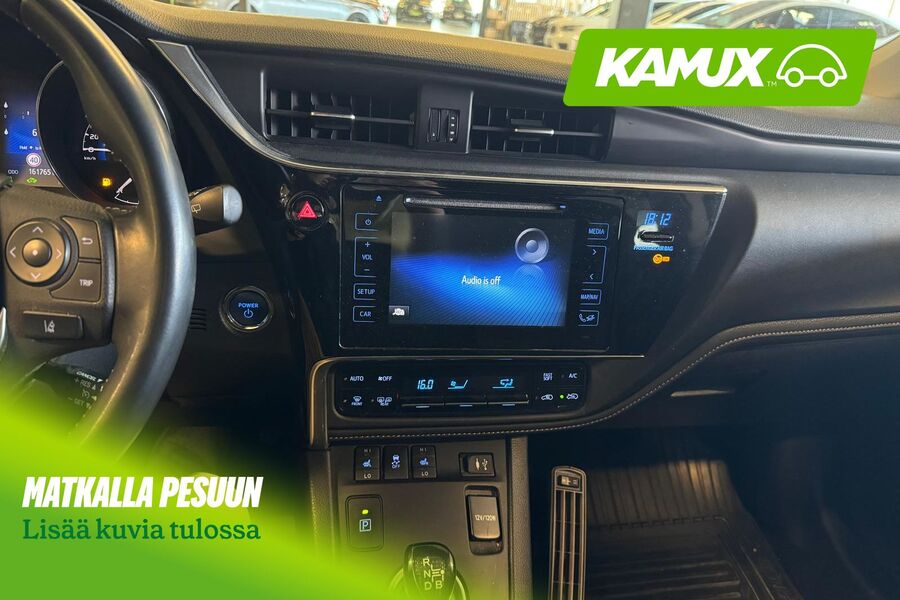 Toyota Auris vaihtoauto