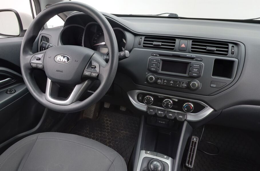 Kia Rio vaihtoauto