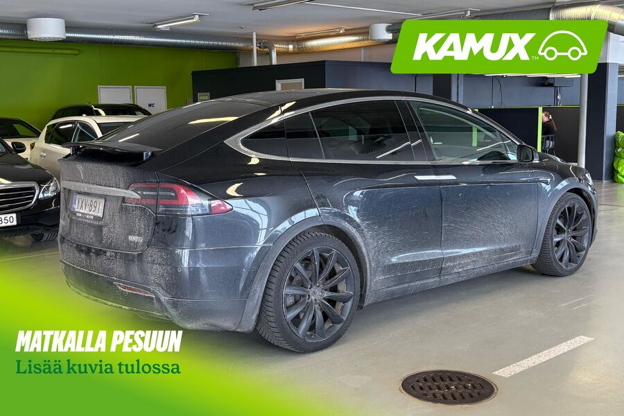 Tesla Model X vaihtoauto