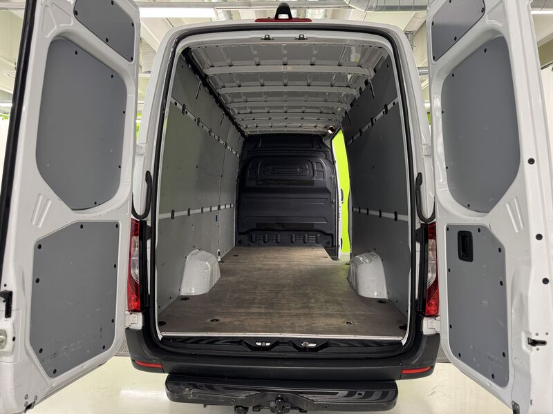 Mercedes-Benz Sprinter vaihtoauto