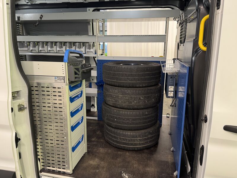 Ford Transit vaihtoauto