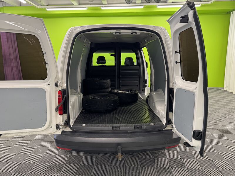 Volkswagen Caddy Maxi vaihtoauto