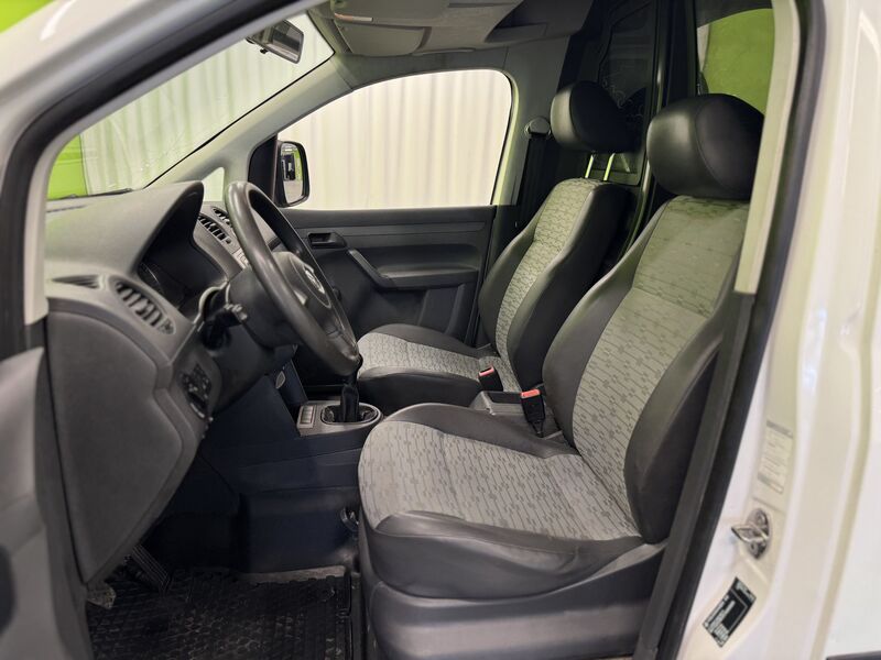 Volkswagen Caddy Maxi vaihtoauto