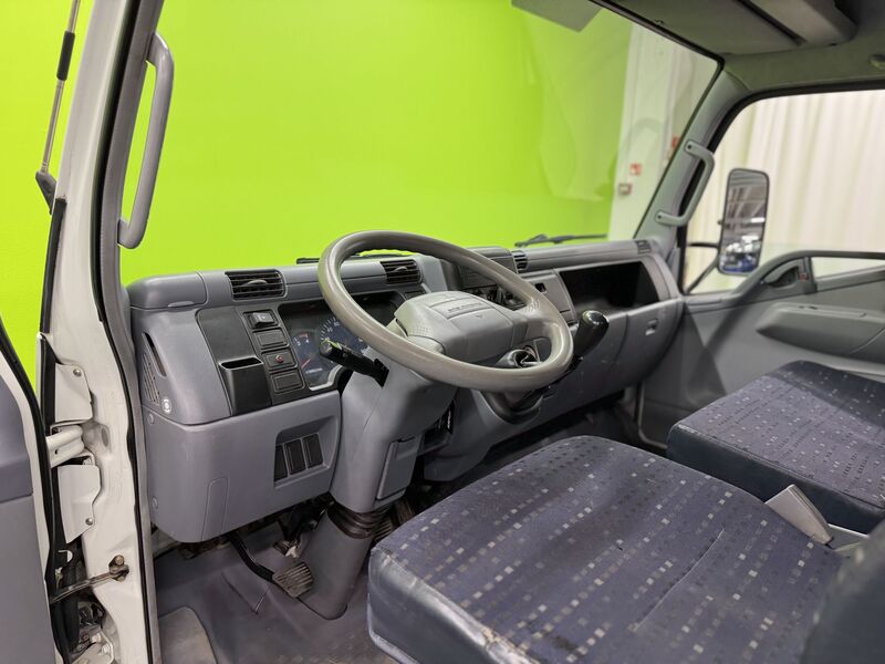 Mitsubishi Canter vaihtoauto