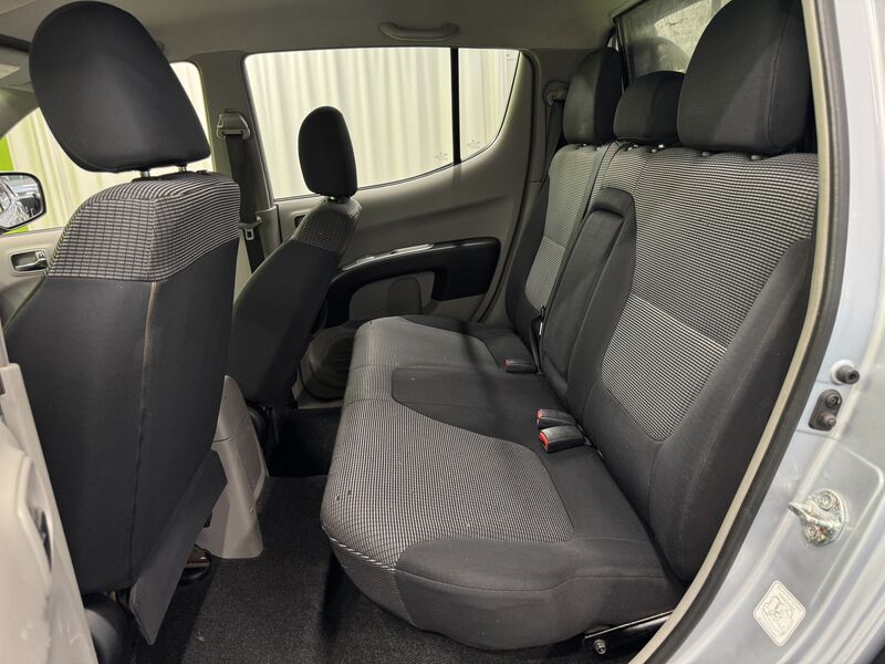 Mitsubishi L200 vaihtoauto