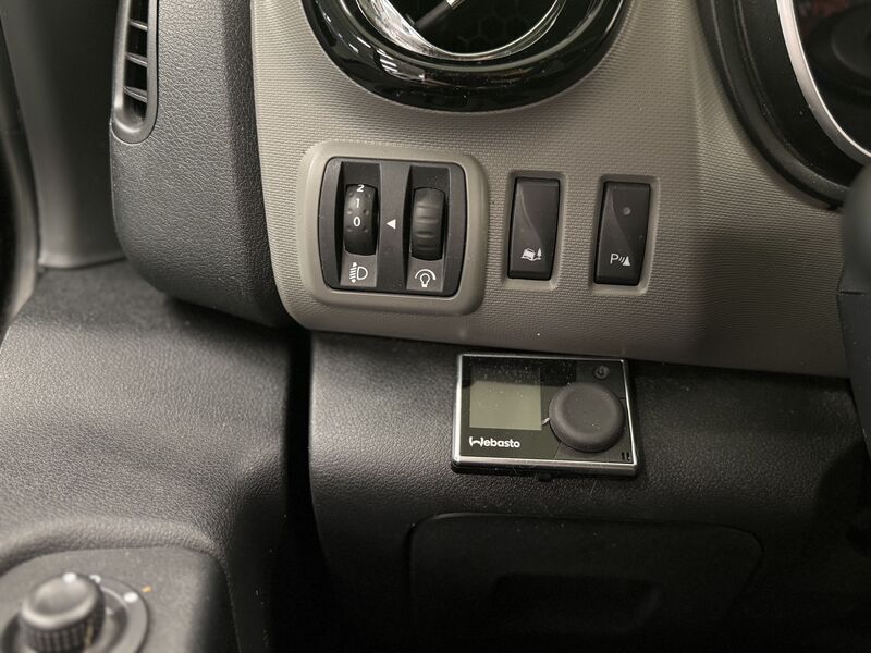 Nissan NV300 vaihtoauto