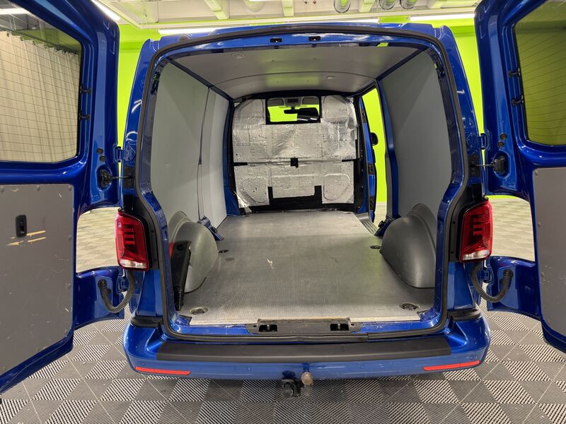 Volkswagen Transporter vaihtoauto