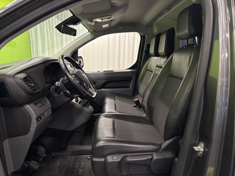 Opel Vivaro vaihtoauto