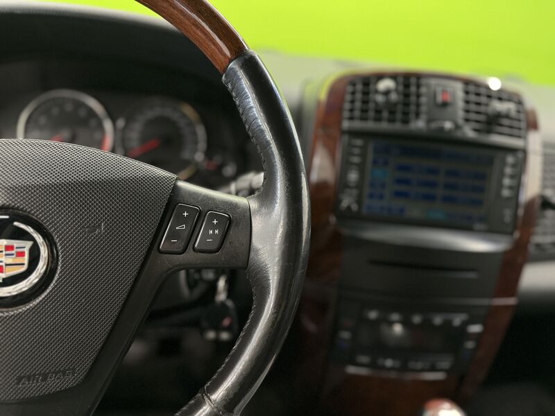 Cadillac Srx vaihtoauto