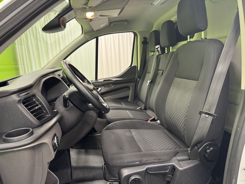 Ford Transit Custom vaihtoauto