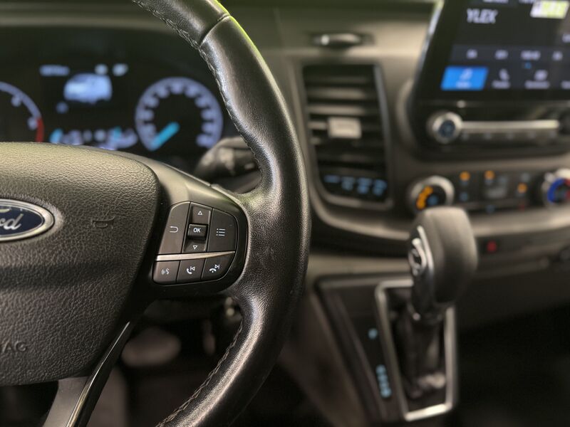 Ford Custom vaihtoauto