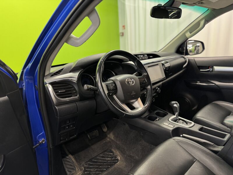 Toyota Hilux vaihtoauto