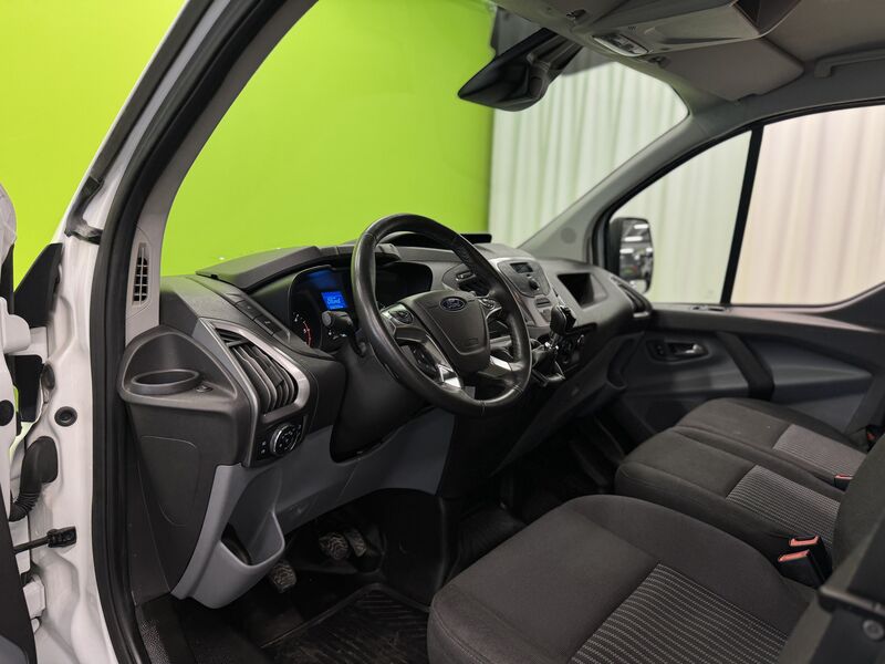 Ford Transit Custom vaihtoauto