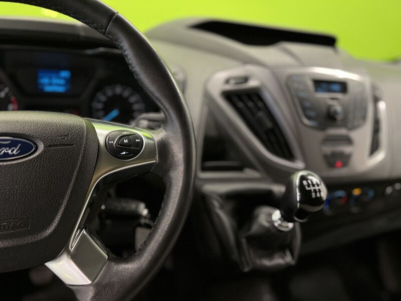 Ford Transit Custom vaihtoauto