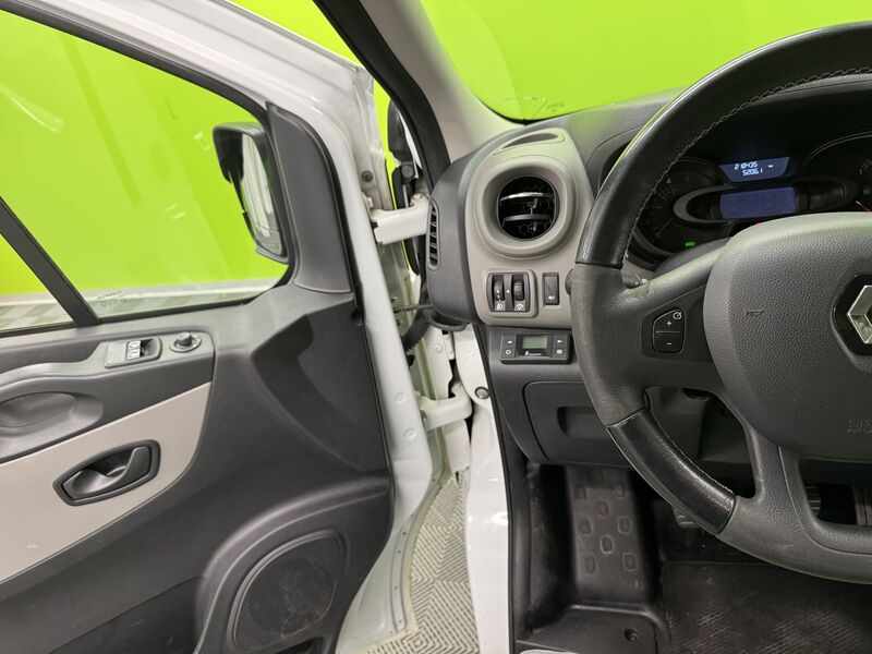 Renault Trafic vaihtoauto