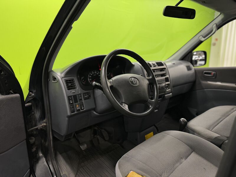 Toyota Hiace vaihtoauto