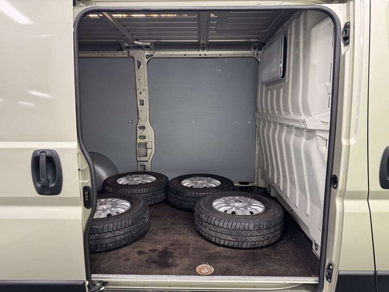 Peugeot Boxer vaihtoauto