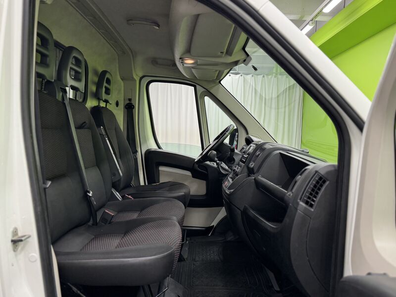 Peugeot Boxer vaihtoauto