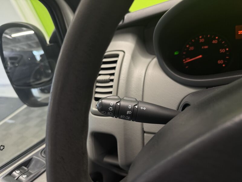 Nissan Primastar vaihtoauto