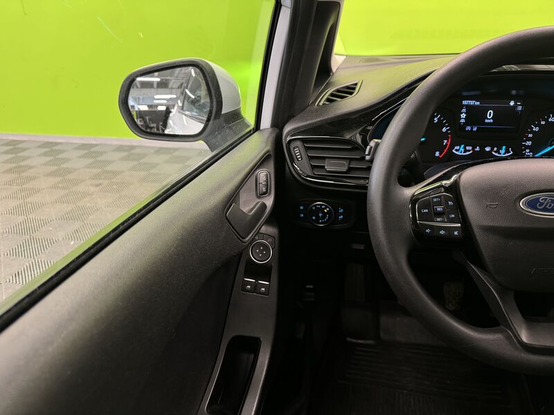 Ford Fiesta Van vaihtoauto