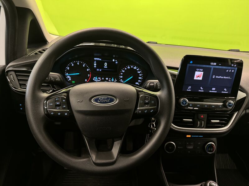 Ford Fiesta Van vaihtoauto