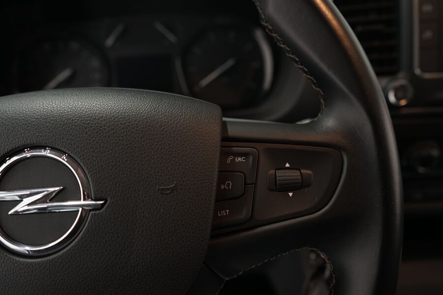 Opel Vivaro vaihtoauto