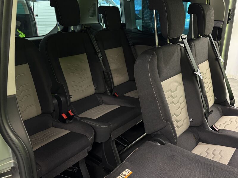 Ford Tourneo Custom vaihtoauto