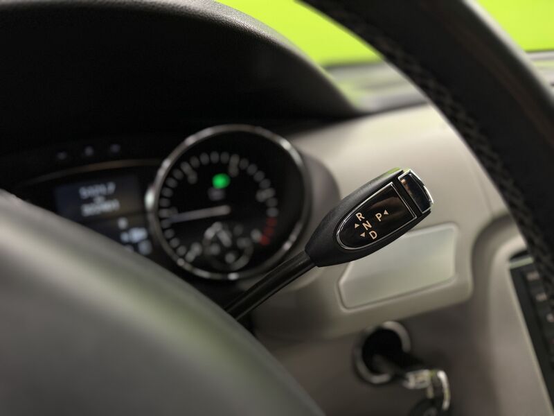 Mercedes-Benz R vaihtoauto