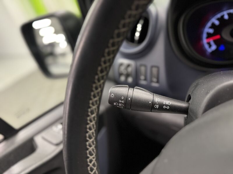 Opel Vivaro vaihtoauto