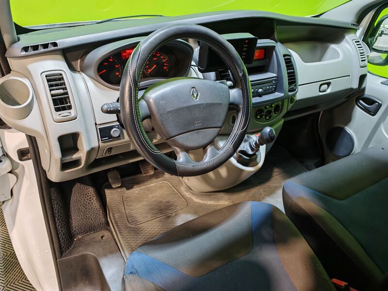 Renault Trafic vaihtoauto