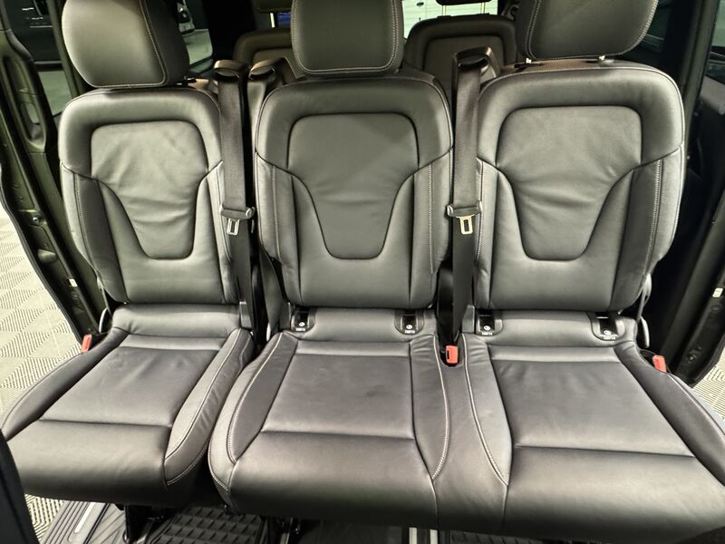 Mercedes-Benz EQV vaihtoauto