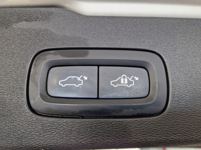 Volvo V60 Cross Country vaihtoauto